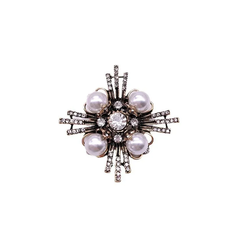 Buse Embroidery Brooch Pin
