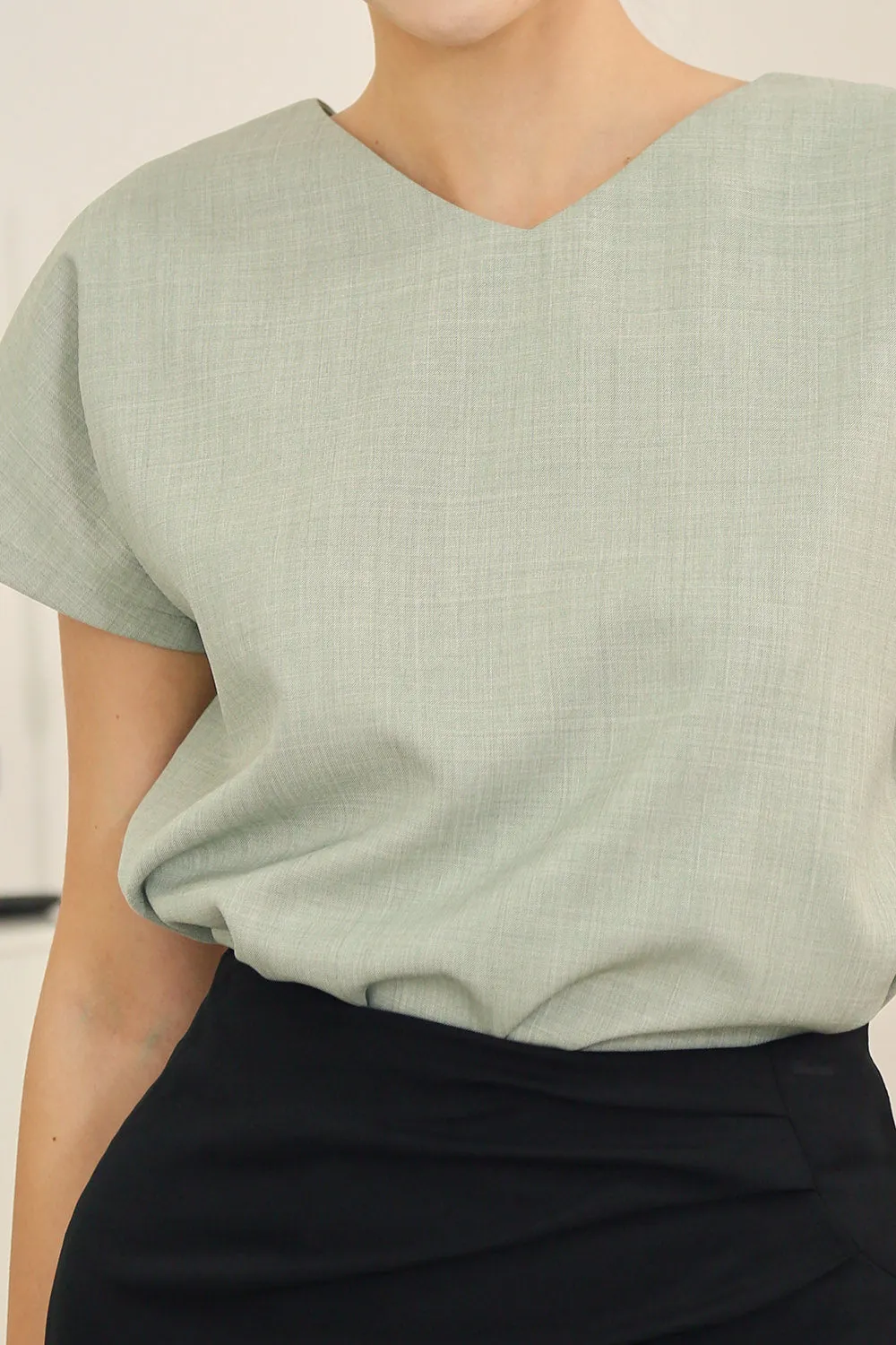 Danna V-Neck Relaxed Blouse in Sage Texture