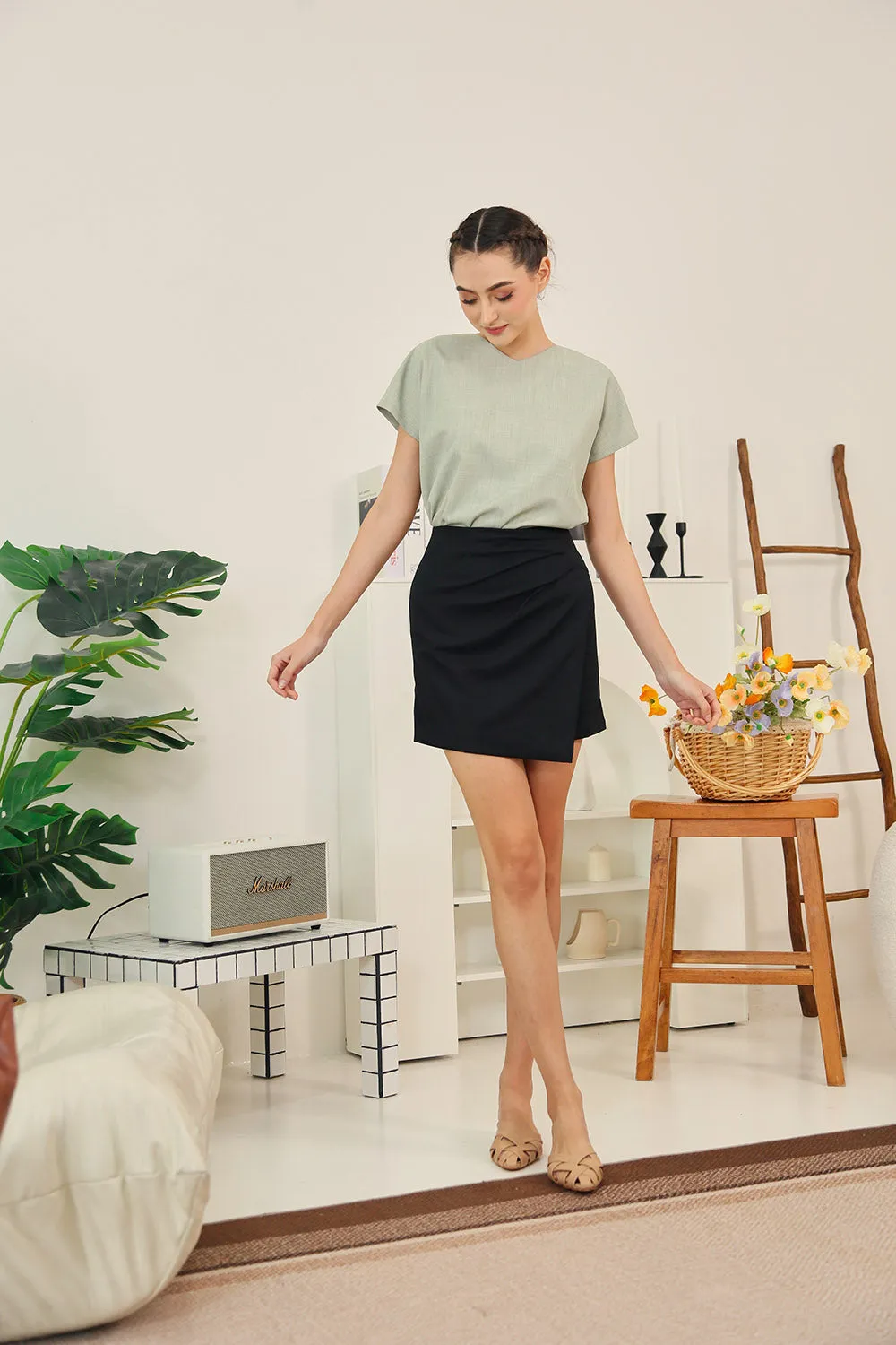 Danna V-Neck Relaxed Blouse in Sage Texture