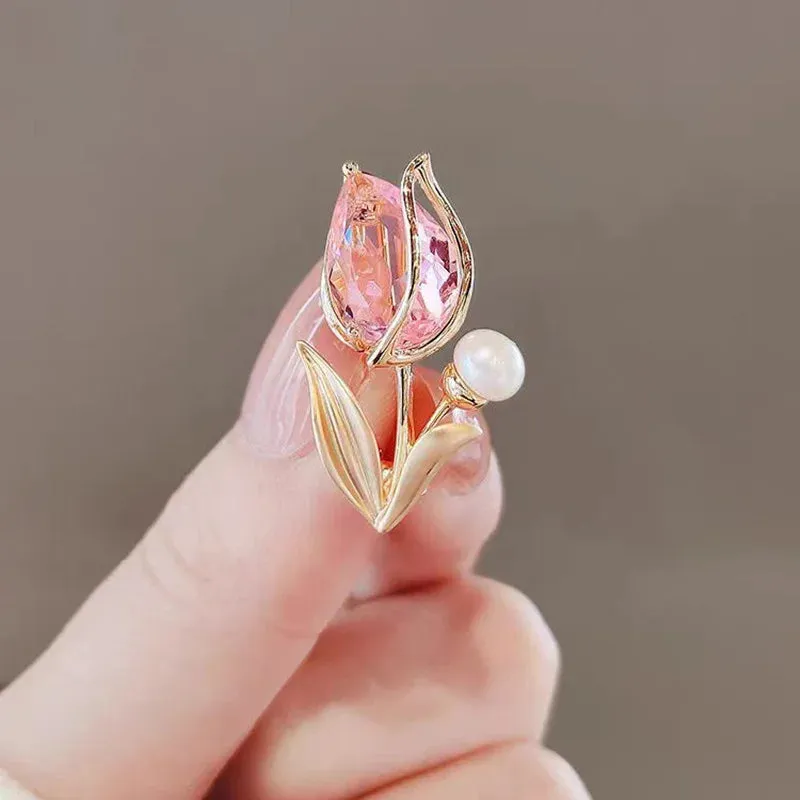 Danyal Embroidery Brooch Pin
